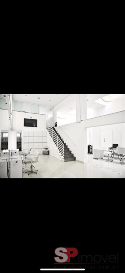 Prédio Inteiro, 1060 m² - Foto 1