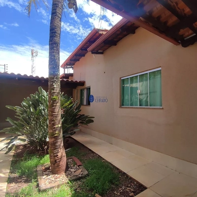 Casa, 3 quartos, 227 m² - Foto 1