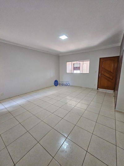 Casa, 3 quartos, 170 m² - Foto 1