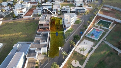 Terreno, 637 m² - Foto 1