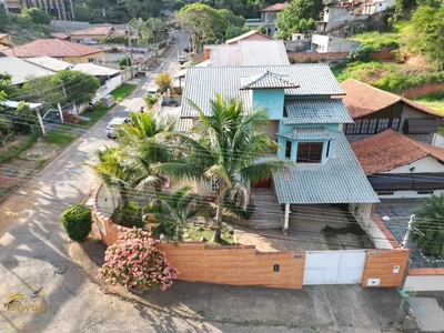 Casa, 4 quartos - Foto 1