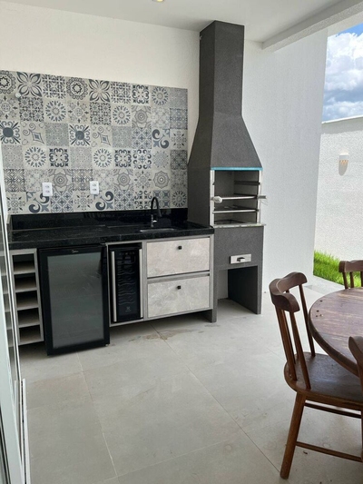 Casa, 3 quartos, 132 m² - Foto 1