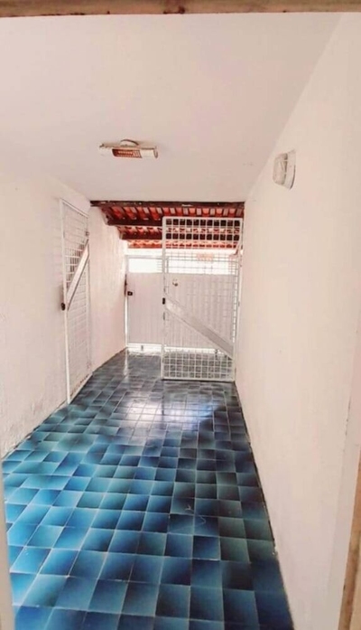 Casa, 5 quartos, 153 m² - Foto 2