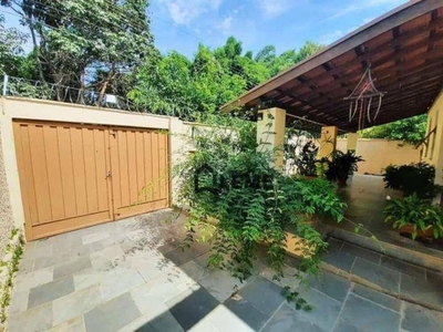 Casa, 4 quartos, 204 m² - Foto 1