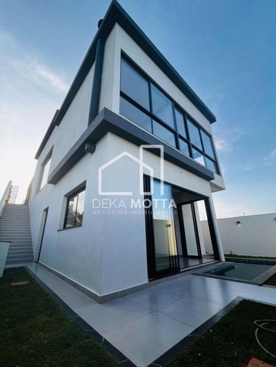 Sobrado, 4 quartos, 222 m² - Foto 1