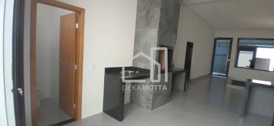 Casa, 3 quartos, 130 m² - Foto 1