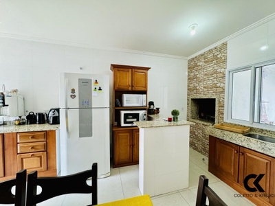 Casa, 3 quartos, 205 m² - Foto 4