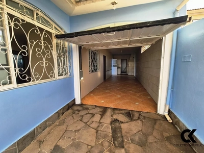 Casa, 3 quartos, 136 m² - Foto 1