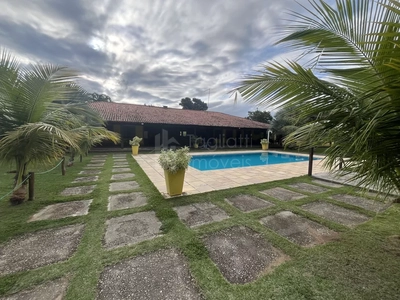 Sítio, 4 quartos, 5000 m² - Foto 1