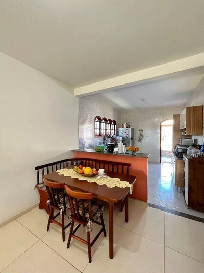 Casa, 3 quartos, 136 m² - Foto 4