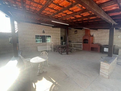 Casa, 4 quartos, 207 m² - Foto 2