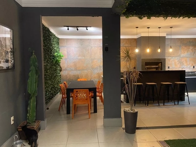 Casa, 3 quartos, 240 m² - Foto 3