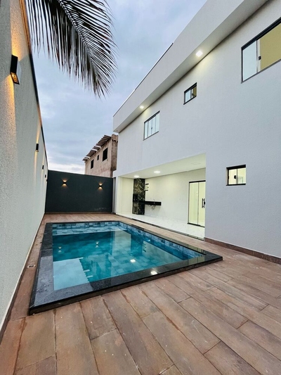 Casa, 4 quartos, 235 m² - Foto 3