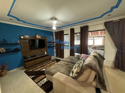 Casa, 3 quartos, 270 m² - Foto 1