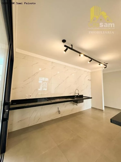 Casa, 3 quartos, 250 m² - Foto 3