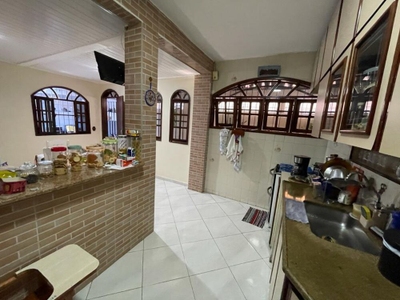 Casa, 3 quartos, 220 m² - Foto 3