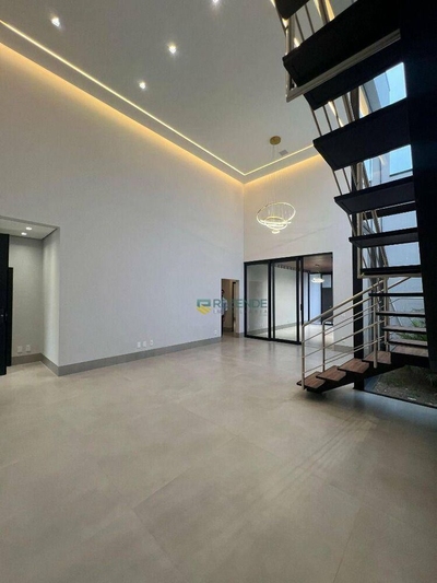 Sobrado, 4 quartos, 242 m² - Foto 4