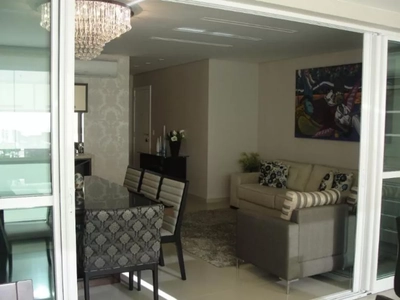 Apartamento, 3 quartos, 215 m² - Foto 1