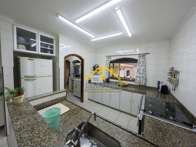 Sobrado, 4 quartos, 354 m² - Foto 2