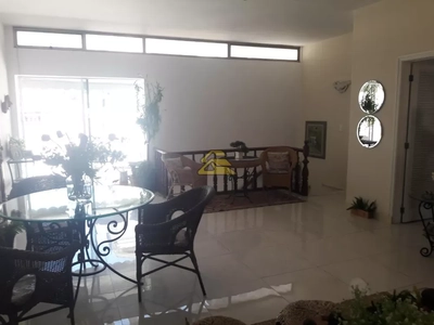 Cobertura, 3 quartos, 214 m² - Foto 5