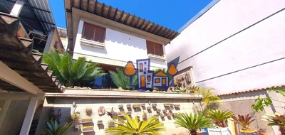 Casa, 3 quartos, 234 m² - Foto 2