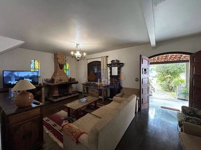 Casa, 3 quartos, 232 m² - Foto 3