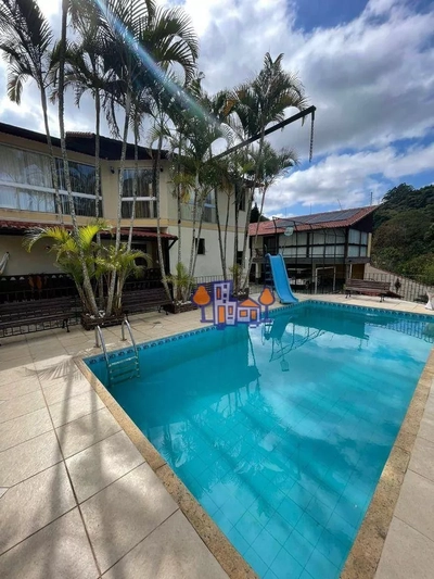 Casa, 4 quartos, 184 m² - Foto 1