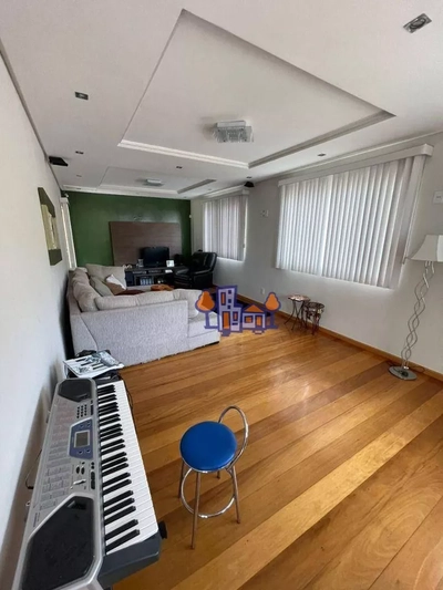 Casa, 4 quartos, 184 m² - Foto 2