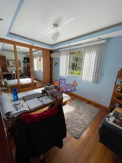 Casa, 4 quartos, 184 m² - Foto 4