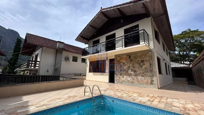 Casa, 4 quartos, 312 m² - Foto 1