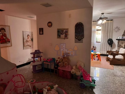 Casa, 4 quartos, 290 m² - Foto 3