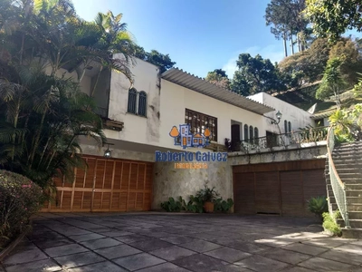 Casa, 4 quartos, 649 m² - Foto 1