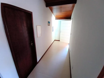Casa, 4 quartos, 252 m² - Foto 2