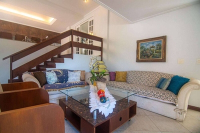 Casa, 4 quartos, 351 m² - Foto 2