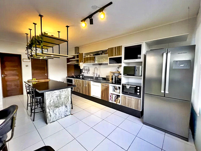 Casa, 3 quartos, 280 m² - Foto 4