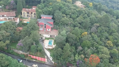 Casa, 6 quartos, 550 m² - Foto 1