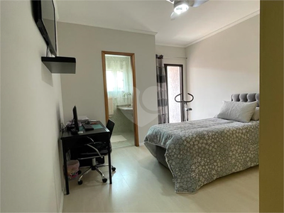 Sobrado, 3 quartos, 240 m² - Foto 2