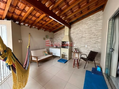 Casa, 3 quartos, 117 m² - Foto 2