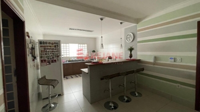 Casa, 5 quartos, 351 m² - Foto 2