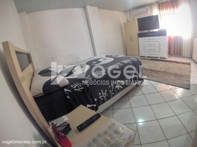 Casa, 2 quartos, 213 m² - Foto 2