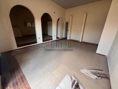 Prédio Inteiro, 85 m² - Foto 1