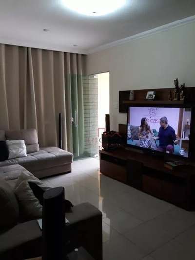 Casa, 3 quartos, 248 m² - Foto 3