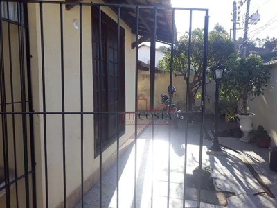 Casa, 3 quartos, 270 m² - Foto 4