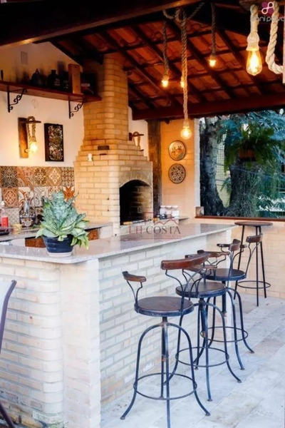 Casa, 4 quartos, 200 m² - Foto 1