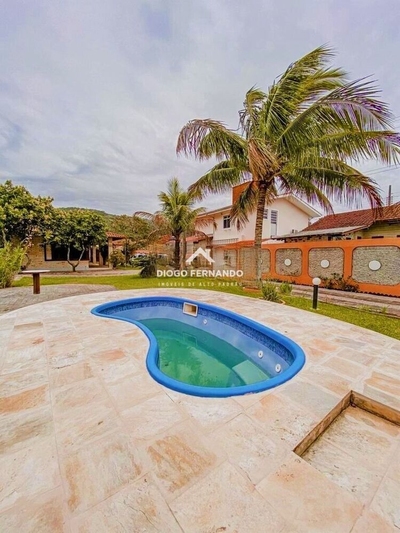 Casa, 4 quartos, 370 m² - Foto 1