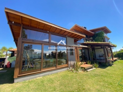 Casa, 3 quartos, 213 m² - Foto 1