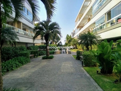 Cobertura, 3 quartos, 198 m² - Foto 4