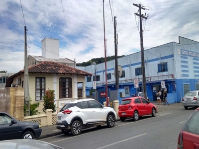 Prédio Inteiro - Foto 1