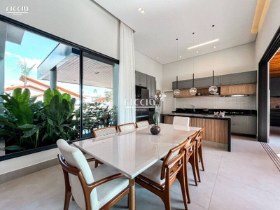 Casa, 3 quartos, 271 m² - Foto 2