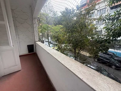 Casa, 6 quartos, 186 m² - Foto 1